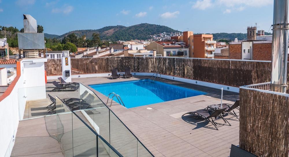 Hotel Checkin Montpalau بينيذا ذي مار المظهر الخارجي الصورة