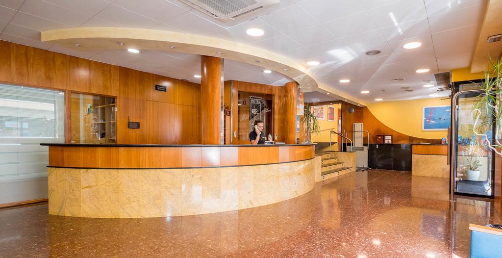 Hotel Checkin Montpalau بينيذا ذي مار المظهر الخارجي الصورة